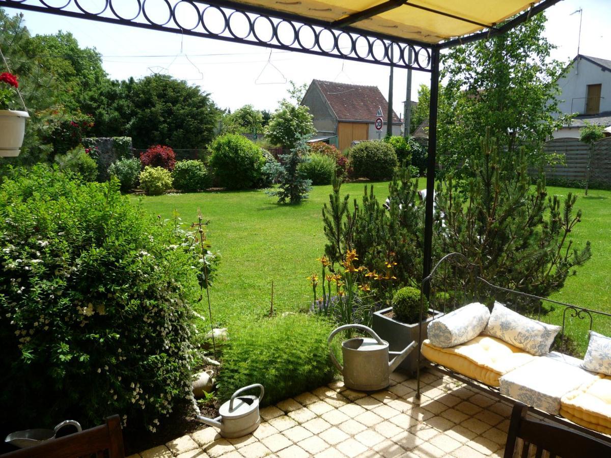 Dame-Marie-les-Bois Les Jarrieres B&B 외부 사진