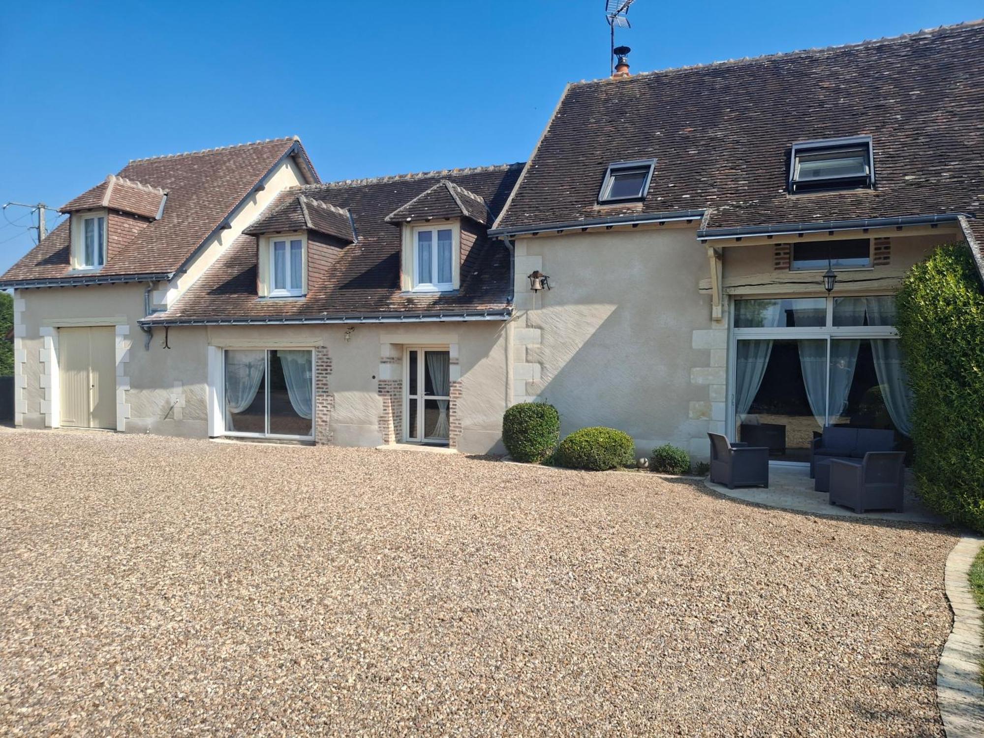 Dame-Marie-les-Bois Les Jarrieres B&B 외부 사진