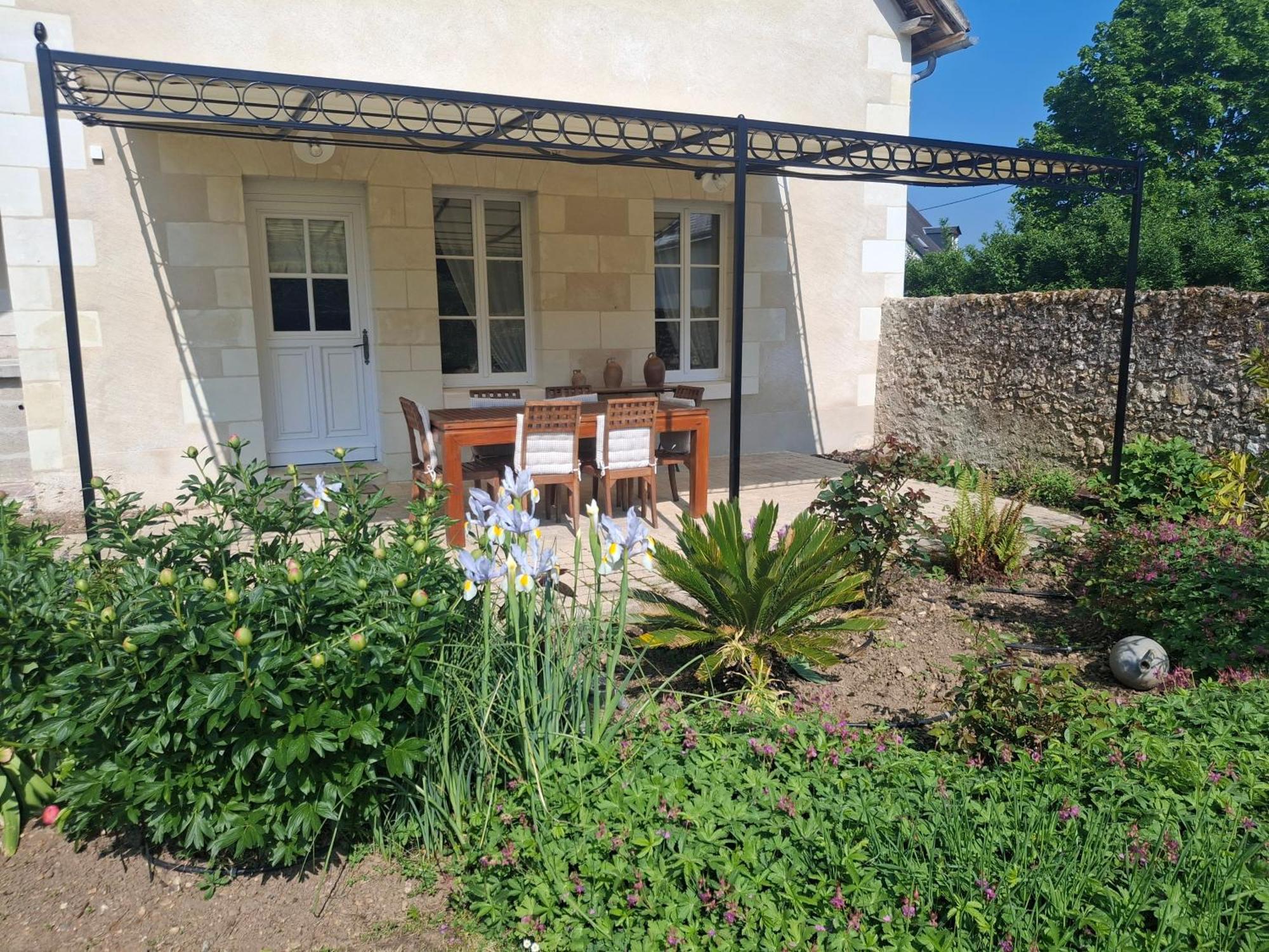 Dame-Marie-les-Bois Les Jarrieres B&B 외부 사진